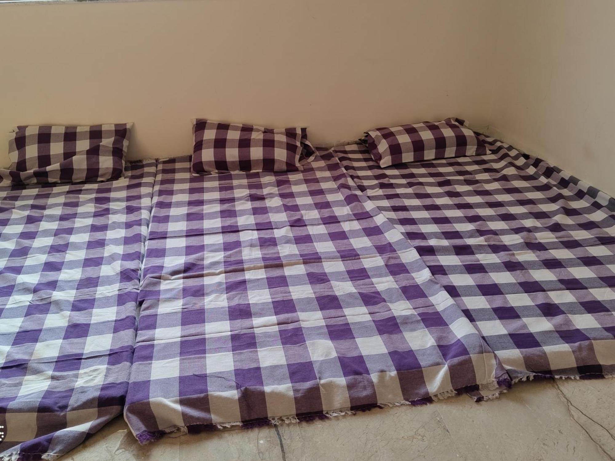 Aadishkti Bhakt Nivas Hotel Tuljapur Værelse billede